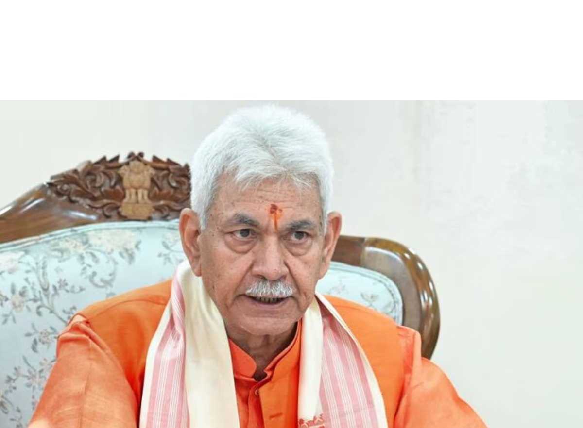 जम्मू-कश्मीर के एलजी हुए और ज्यादा शक्तिशाली, गृह मंत्रालय ने जारी की अधिसूचना